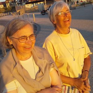 vie communautaire-Chantal et Mireille